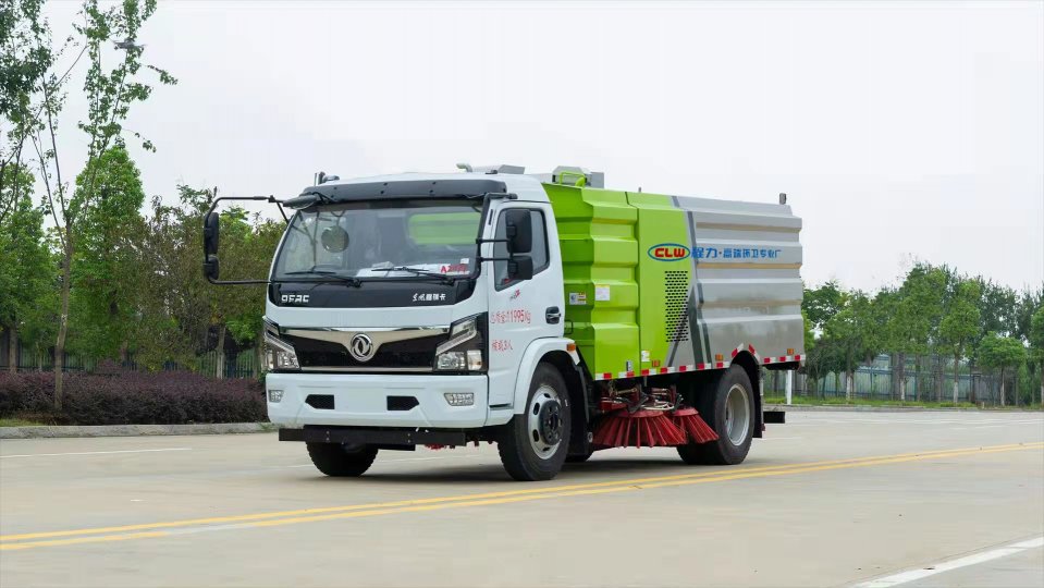 東風(fēng)8方掃路車(chē)